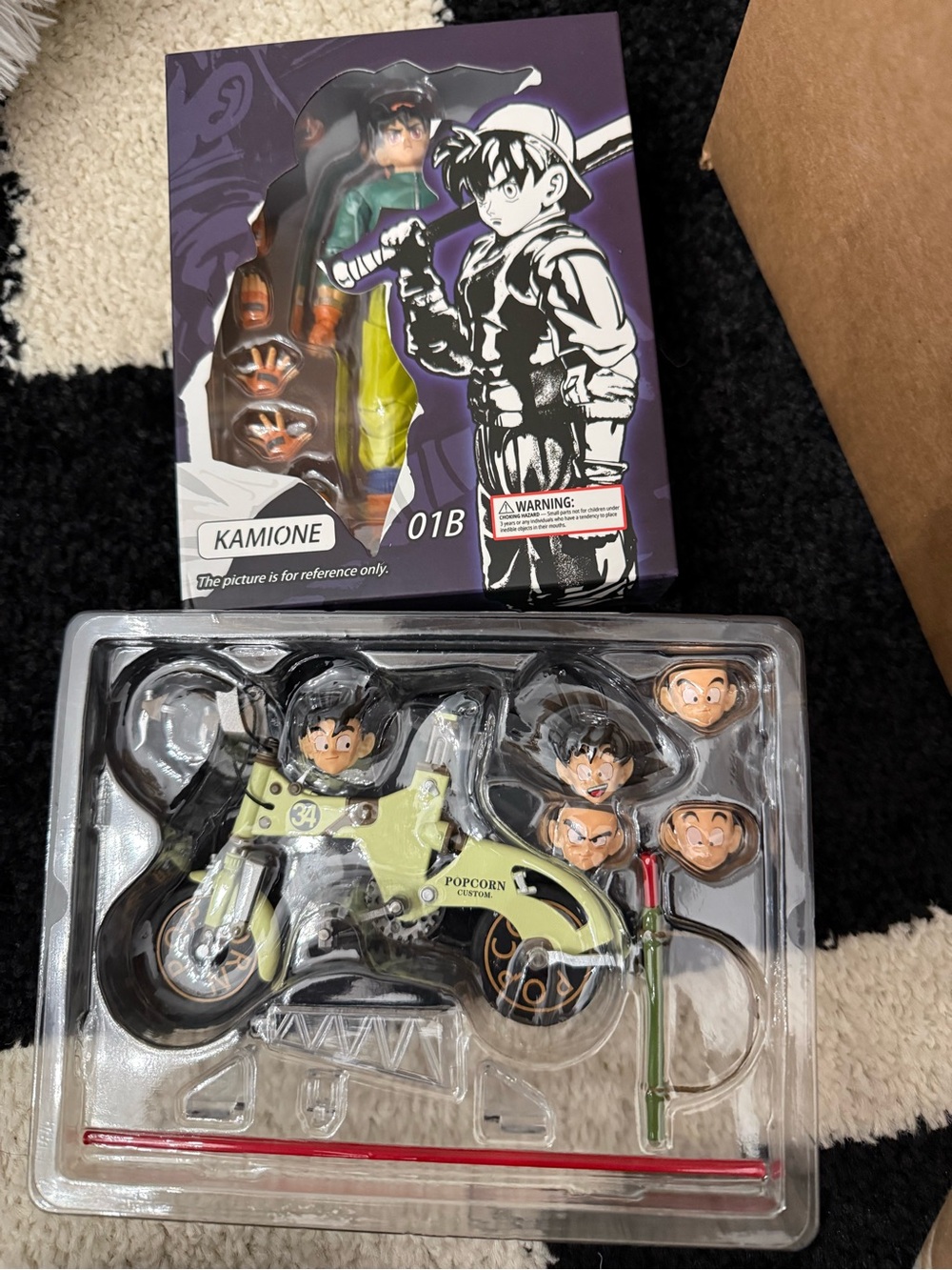 Goku Action Figure with Green Motorcycle - Popcorn Edition kamione Tonsen